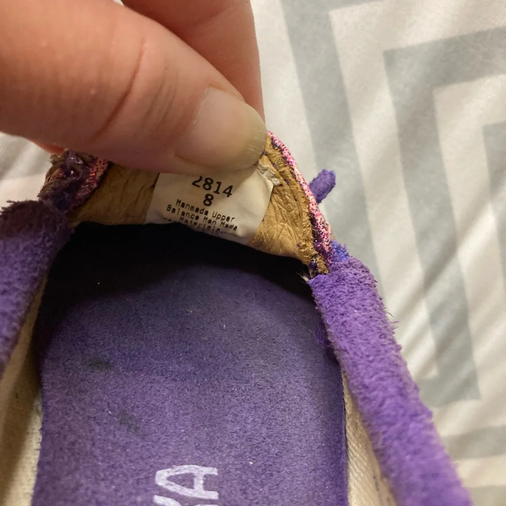 Toddler Girls Minnetonka Purple Glitter Sparkly Suede Moccasins Shoes - Size 8